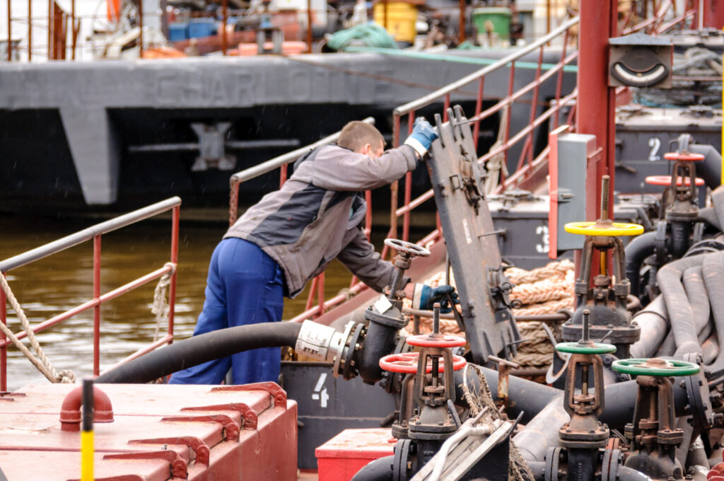 Our experienced team handles all aspects of port agency in uk , including vessel clearance, documentation, customs procedures, berthing arrangements, and cargo operations.